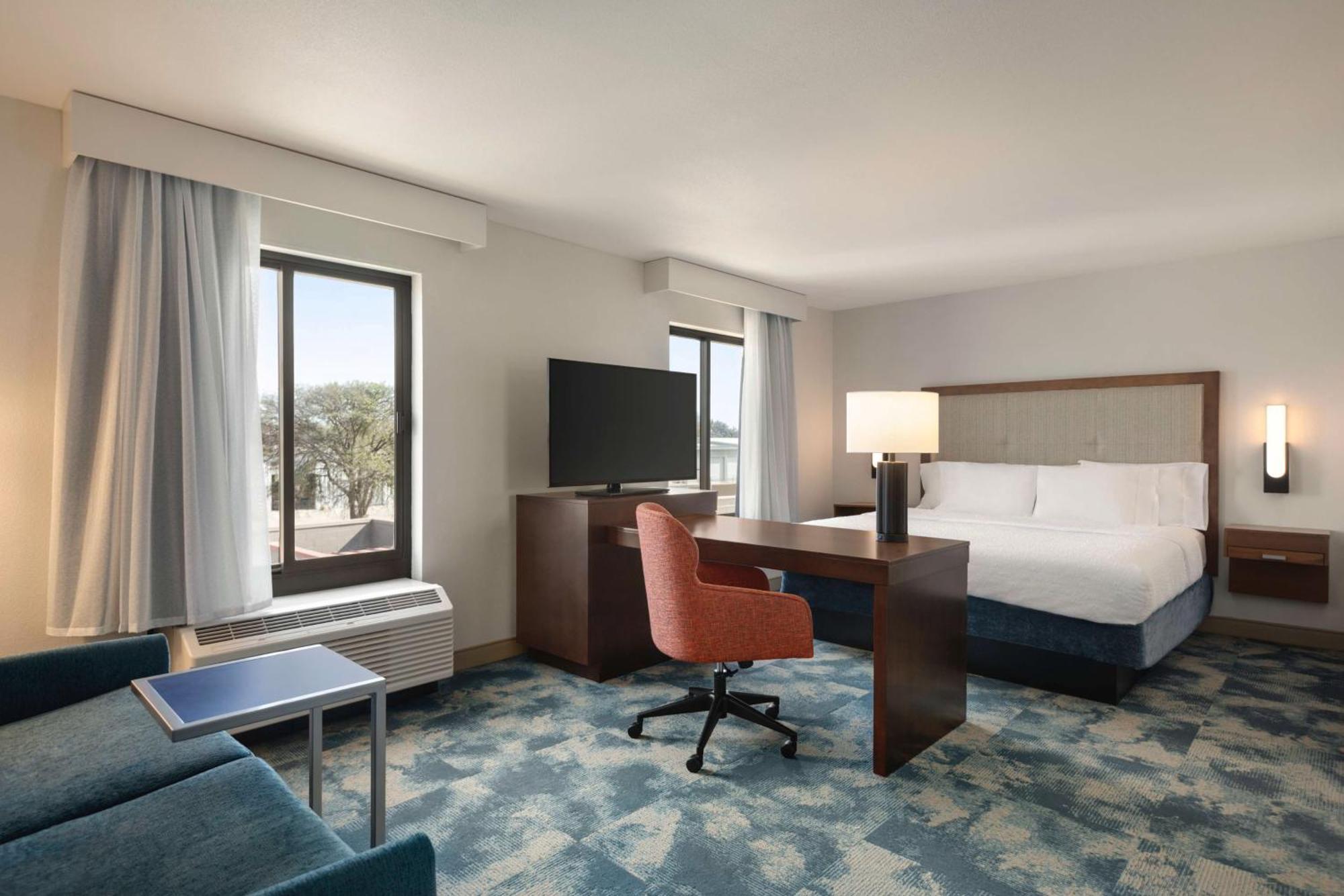 Hampton Inn & Suites Сан-Маркос Екстер'єр фото