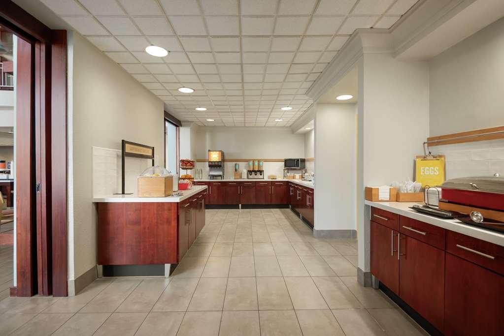 Hampton Inn & Suites Сан-Маркос Ресторан фото